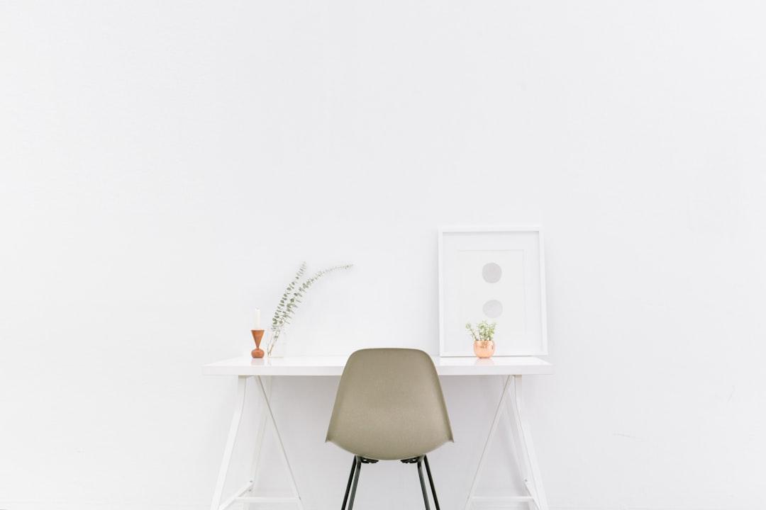 Minimalist Home Decor: Creating Clean and Functional Spaces