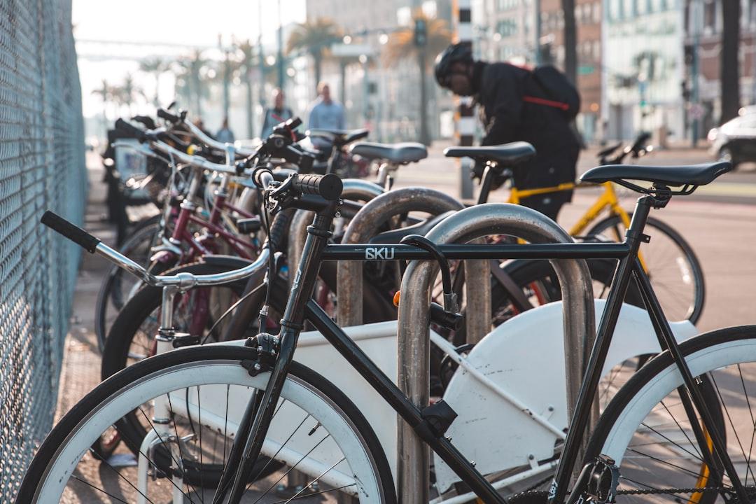 Sustainable Commuting: Green Practices Shaping 2024