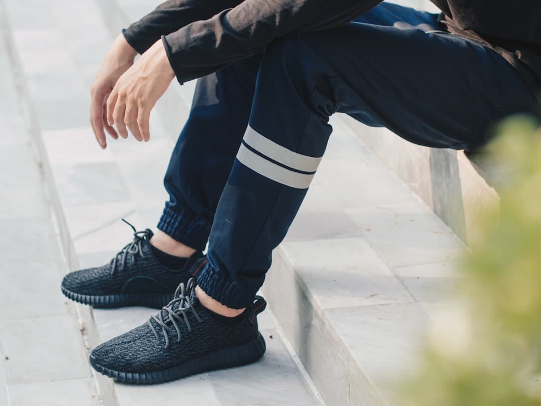 The Rise of Hybrid Sneakers: Blending Style and Comfort