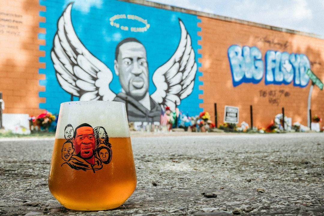 Craft Beer Shops: Cultural Hubs of Art and Heritage