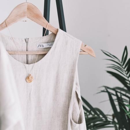 How Online Communities Transform Fashion Sustainability