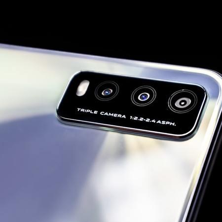 Enhancing Camera Capabilities in Smartphones