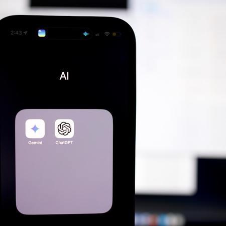 AI Integration in Smartphones: Enhancing User Experience