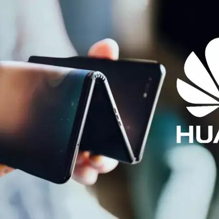 Huawei Tri-Fold: Engineering and User Experience