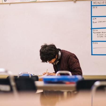 Personalized Learning: Tailoring Education to Students