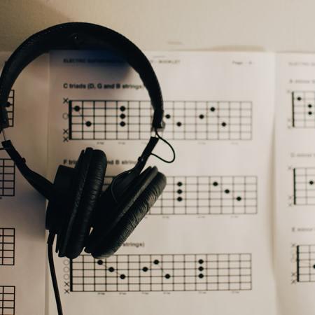 The Rise of AI in Music Composition: Exploring AI MusicFX